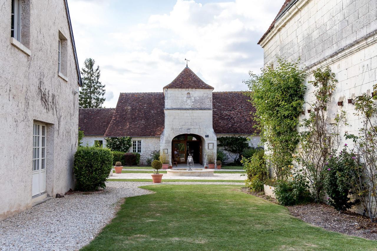 Апарт отель Manoir De La Rousselliere Лош Экстерьер фото